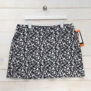 Tranquility by Colorado Clothing Wm's Skort • Sz XXL • Black Floral • NWT